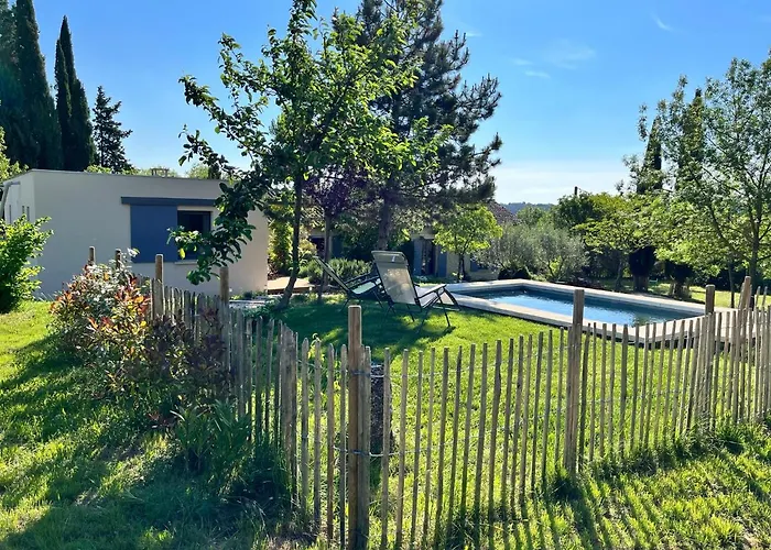 Le Cube Des Garrigues Ferienhaus *